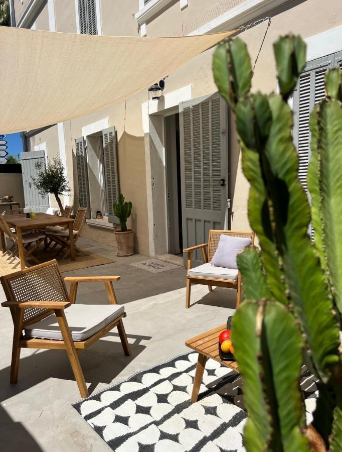 Casa Andrea Appartement Tout A Pied Avec Grand Jardin Sanary-sur-Mer Exterior photo