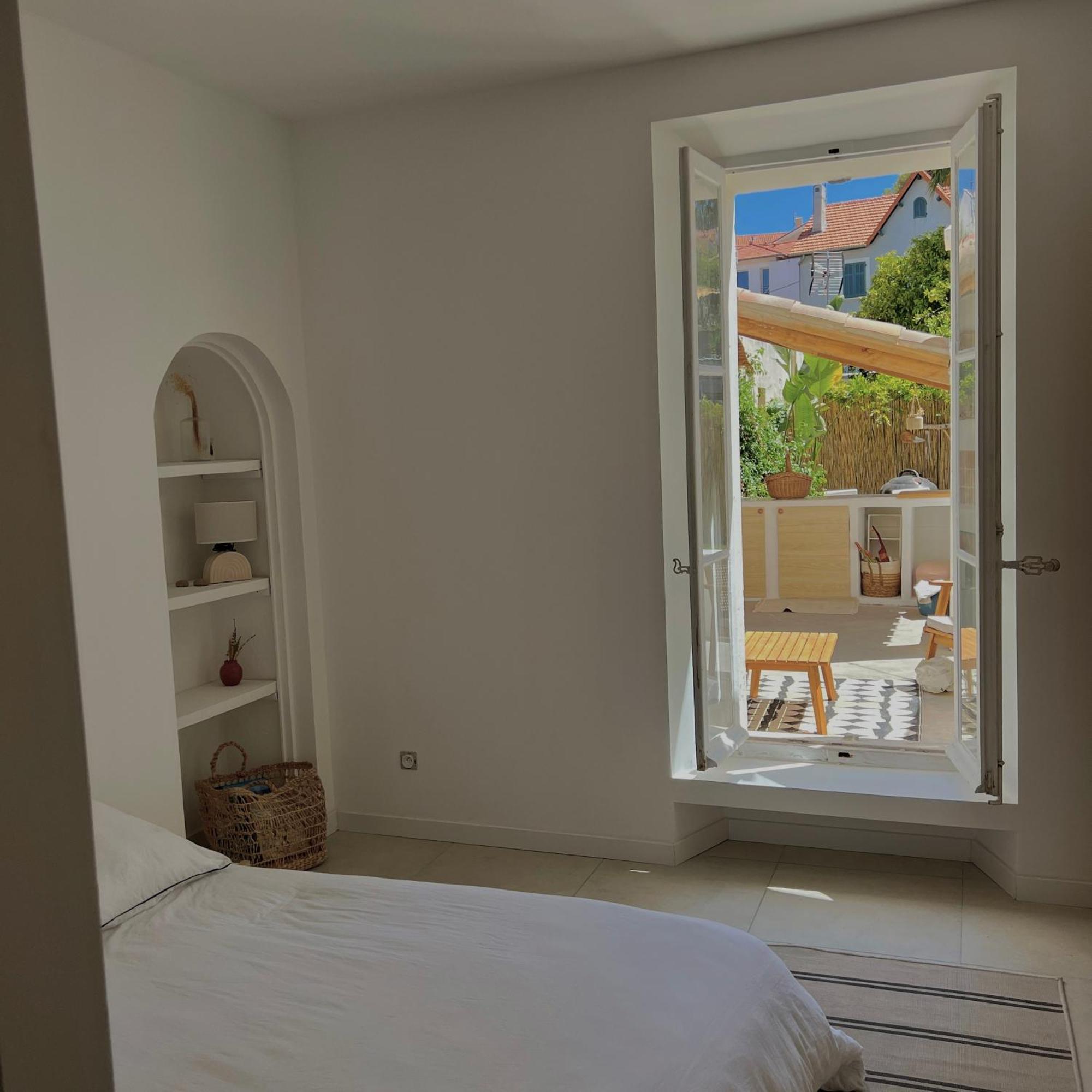 Casa Andrea Appartement Tout A Pied Avec Grand Jardin Sanary-sur-Mer Exterior photo